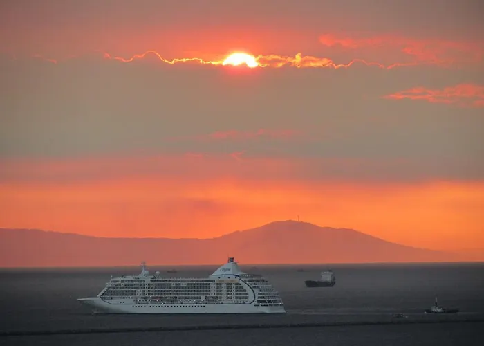Baywatch Tower Hotel Manila